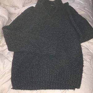 grey quarter zip sweatshirt